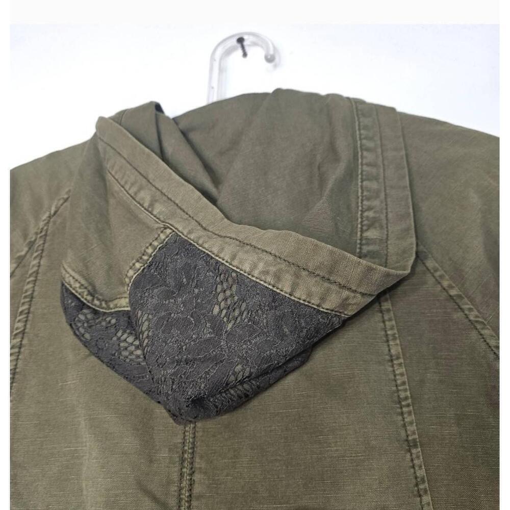 Anthropologie Hei Hei Camouflaged Lace Anorak Jacket Green 
Size Midium - Picture 5 of 13